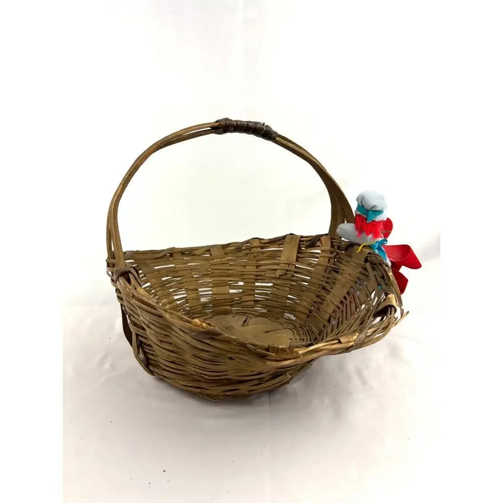Vintage Christmas Gathering Basket Farmers Market Wicker‎ Storage 1950s
